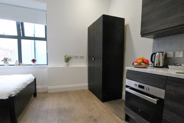 1 bed studio, The Bruce Building, Denton, Newcastle, NE17RP - Image 3